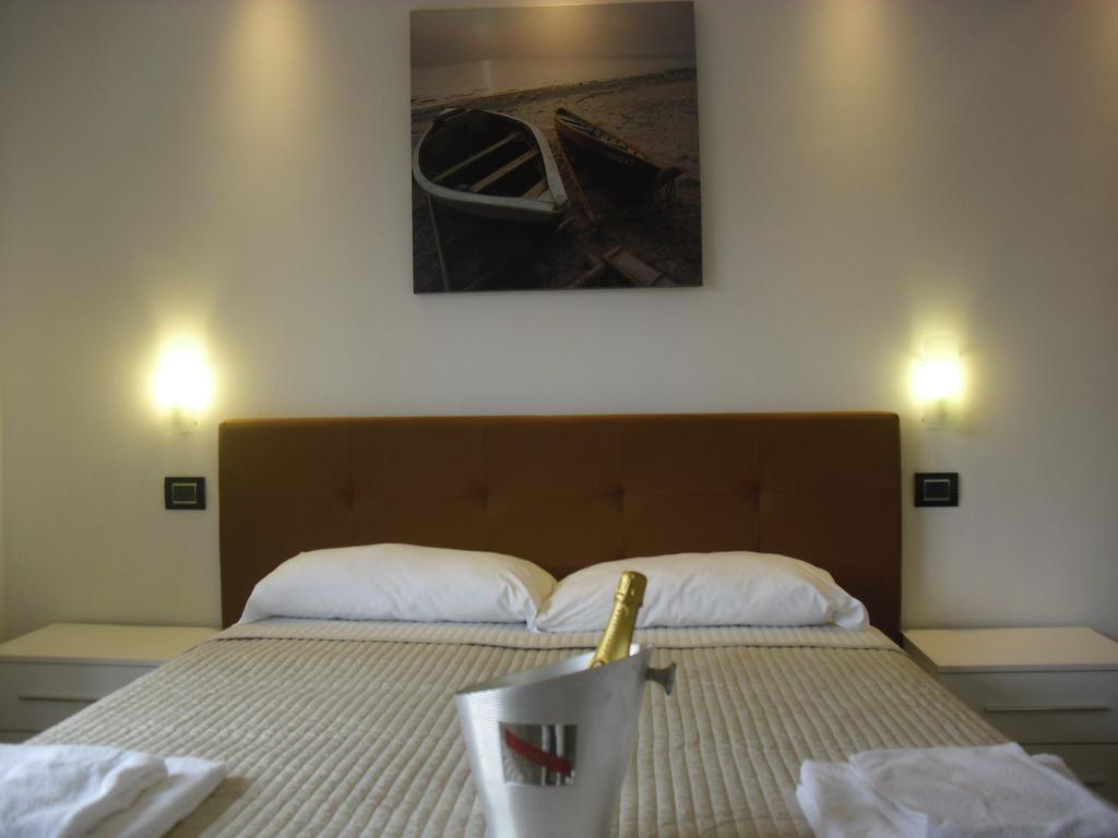 Luce Di Luna Luxury Suites Rome Buitenkant foto